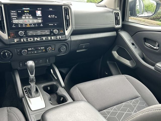 2025 Nissan Frontier SV