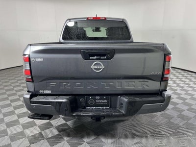 2025 Nissan Frontier SV