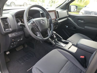 2023 Nissan Frontier SV