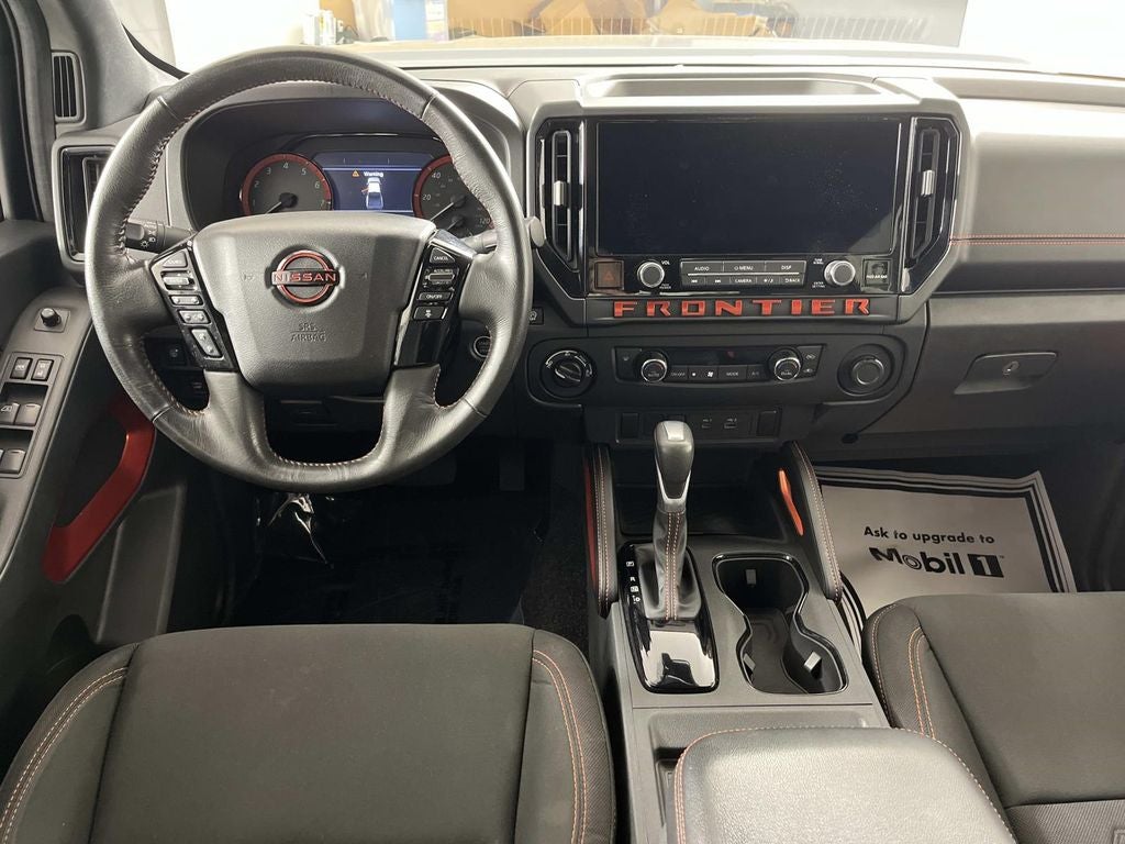 2025 Nissan Frontier PRO-4X LWB