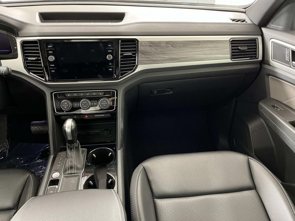 2022 Volkswagen Atlas Cross Sport 3.6L V6 SE w/Technology