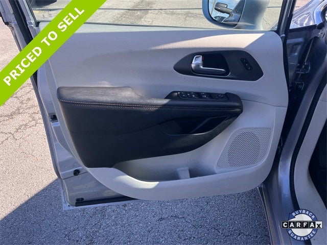 2020 Chrysler Pacifica Touring L