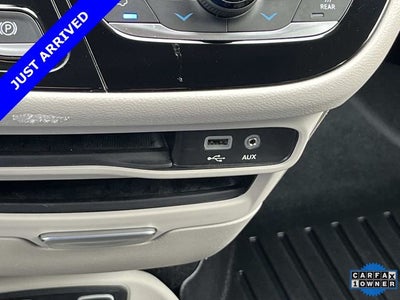 2020 Chrysler Pacifica Touring L