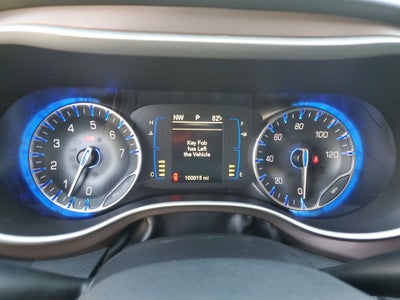 2022 Chrysler Voyager LX