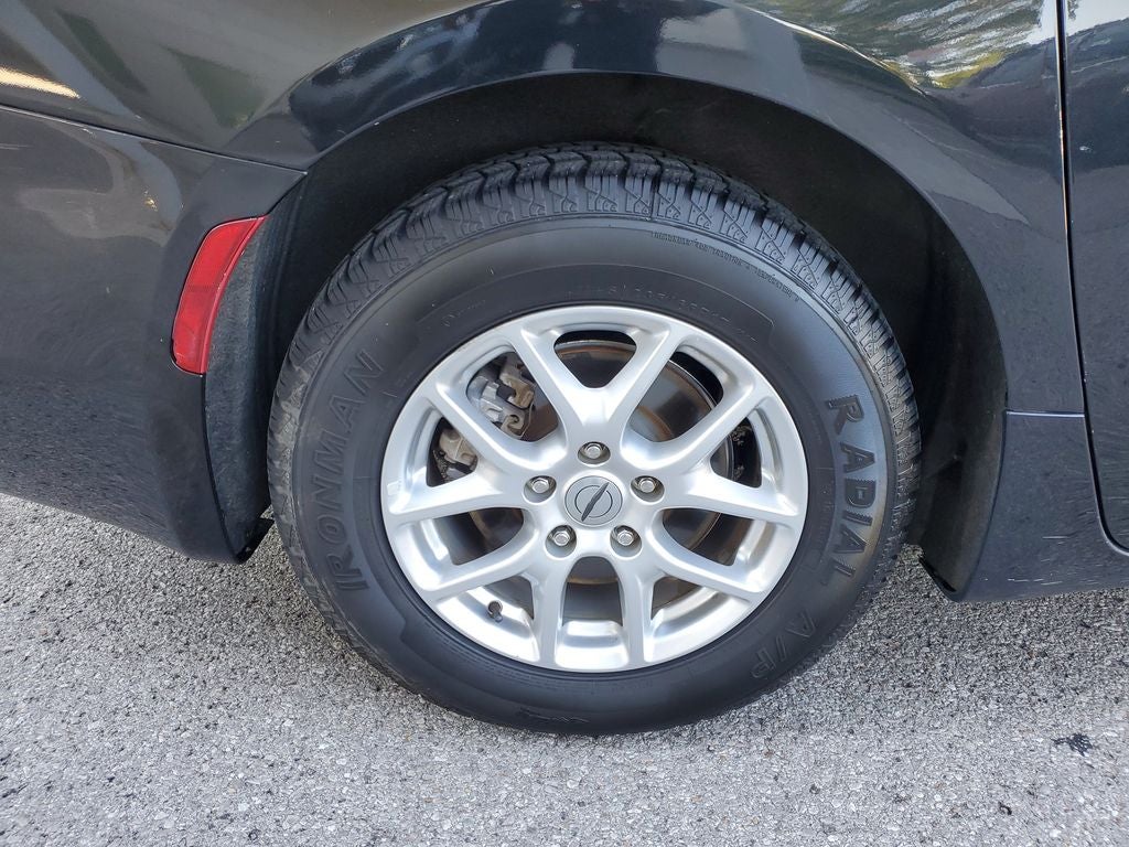 2022 Chrysler Voyager LX