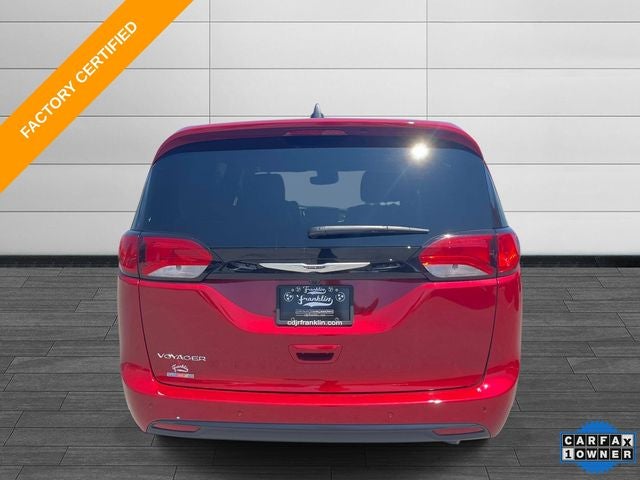 2025 Chrysler Voyager LX