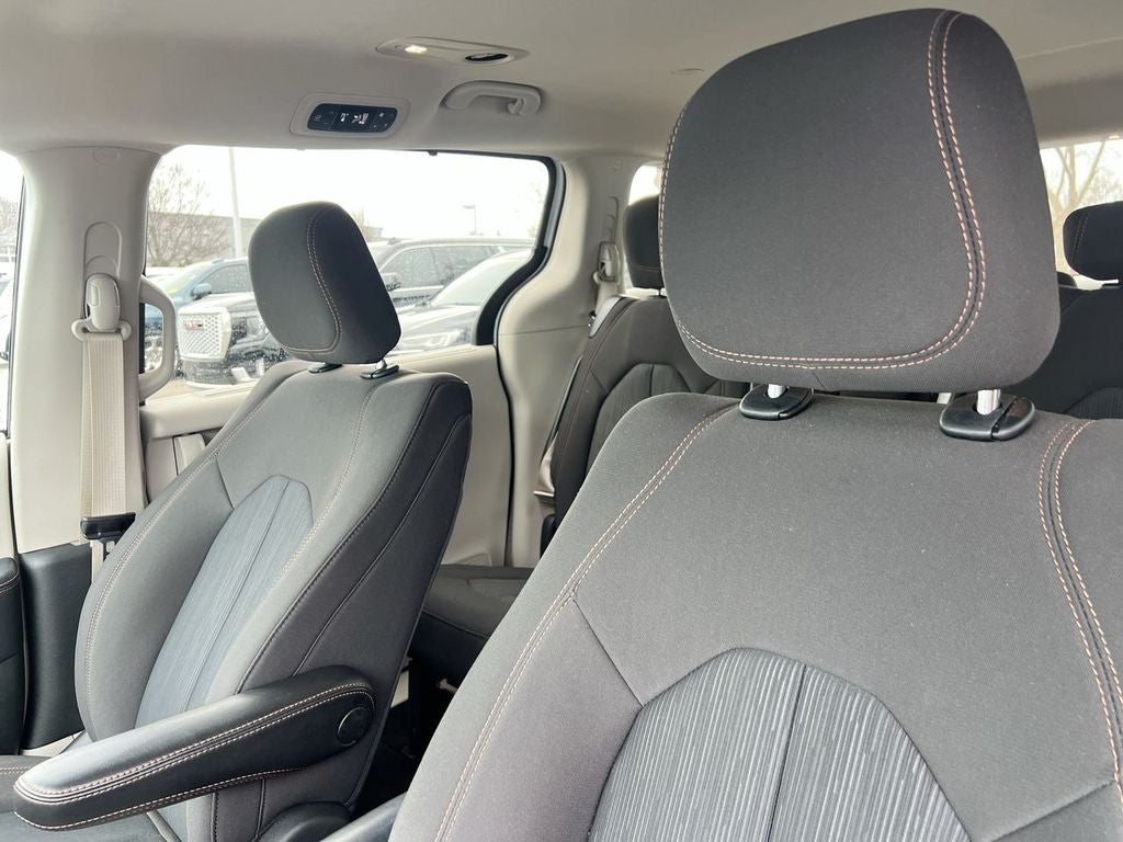 2020 Chrysler Pacifica Touring