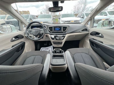 2020 Chrysler Pacifica Touring