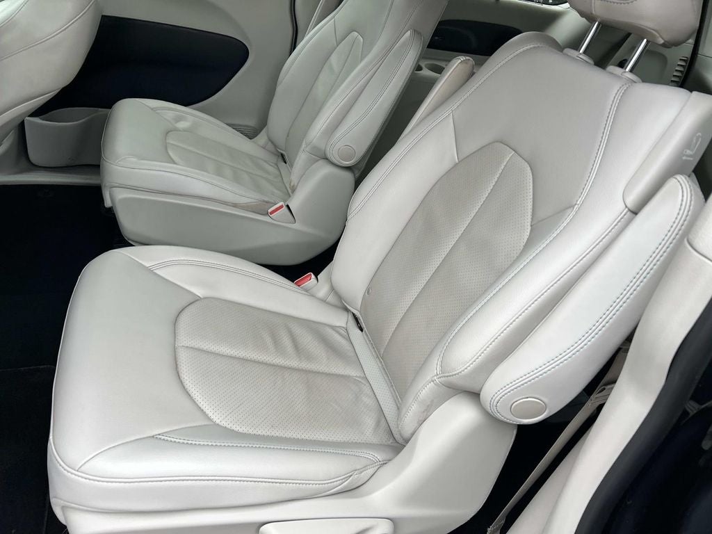 2020 Chrysler Pacifica Hybrid Touring L