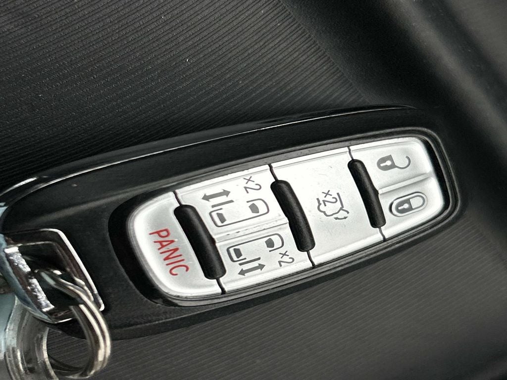 2020 Chrysler Pacifica Hybrid Touring L