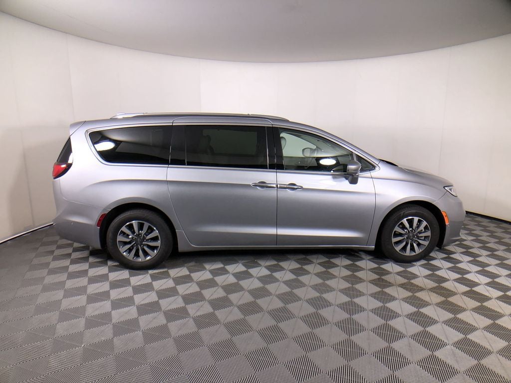 2021 Chrysler Pacifica Hybrid Touring L