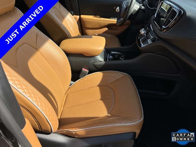 2023 Chrysler Pacifica Hybrid Pinnacle