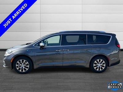 2023 Chrysler Pacifica Hybrid Pinnacle