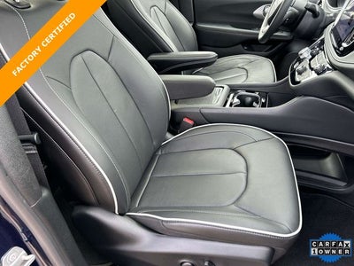 2025 Chrysler Pacifica Hybrid Select