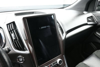 2021 Ford Edge ST