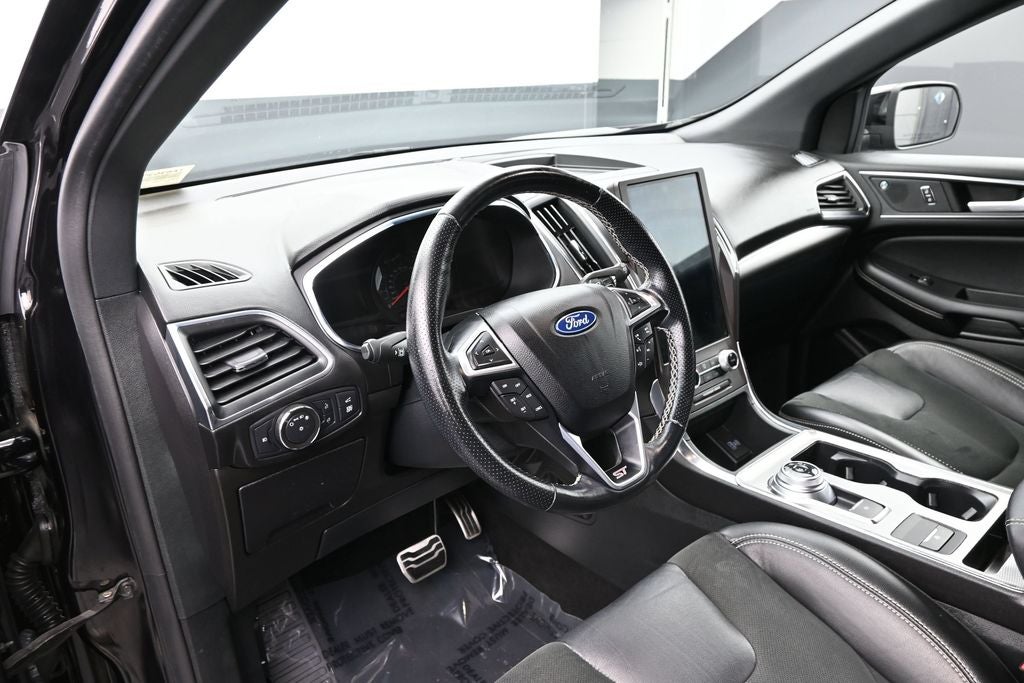 2021 Ford Edge ST