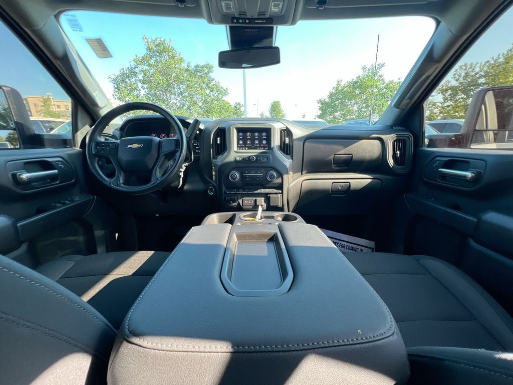 2025 Chevrolet Silverado 2500 Custom