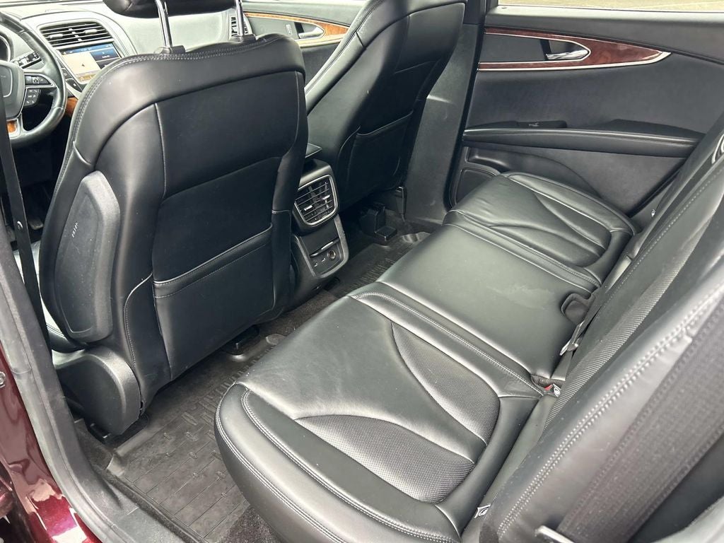 2019 Lincoln Nautilus Select