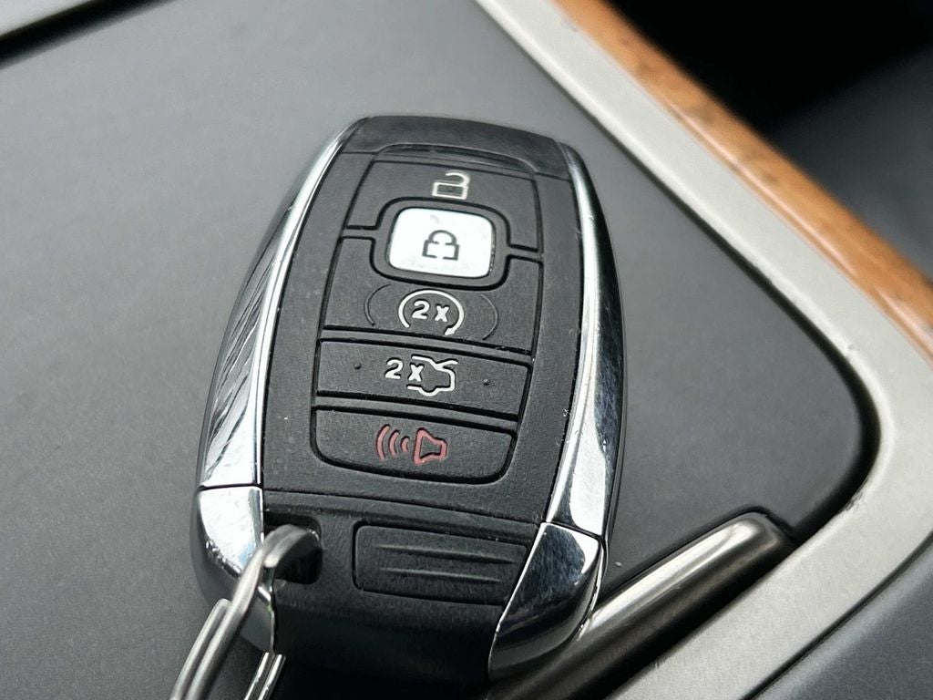 2019 Lincoln Nautilus Select