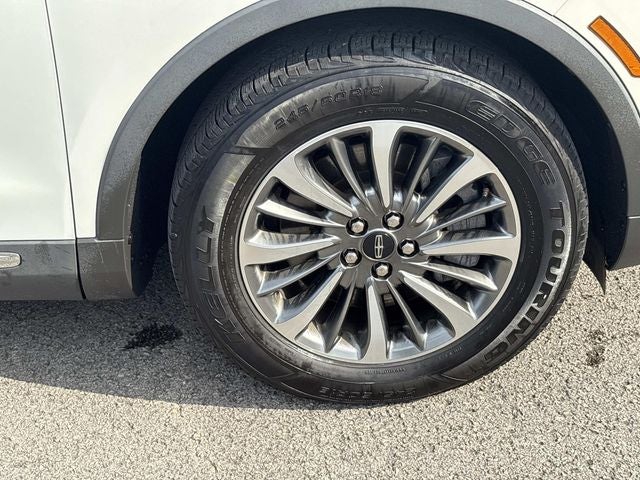2022 Lincoln Nautilus Standard