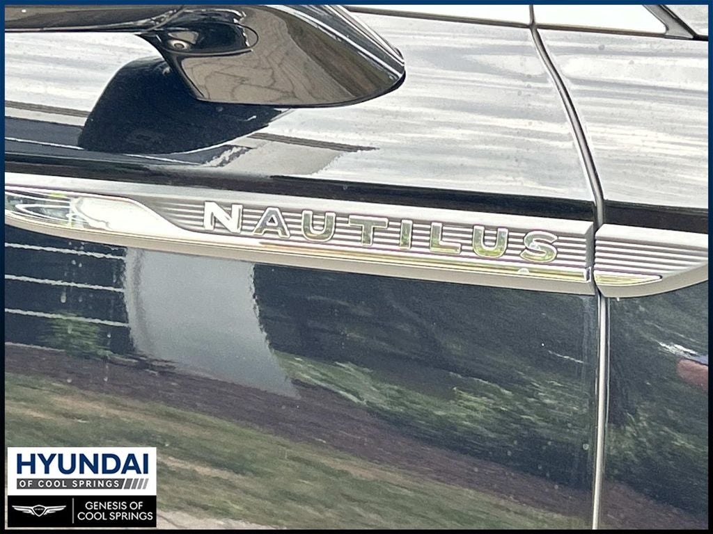 2022 Lincoln Nautilus Reserve
