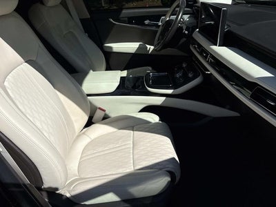 2022 Lincoln Nautilus Black Label