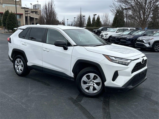 2024 Toyota RAV4 LE