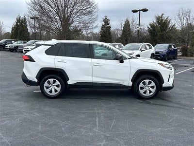 2024 Toyota RAV4 LE