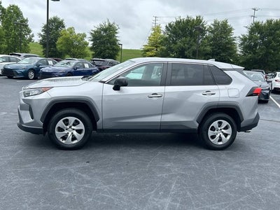 2022 Toyota RAV4 LE