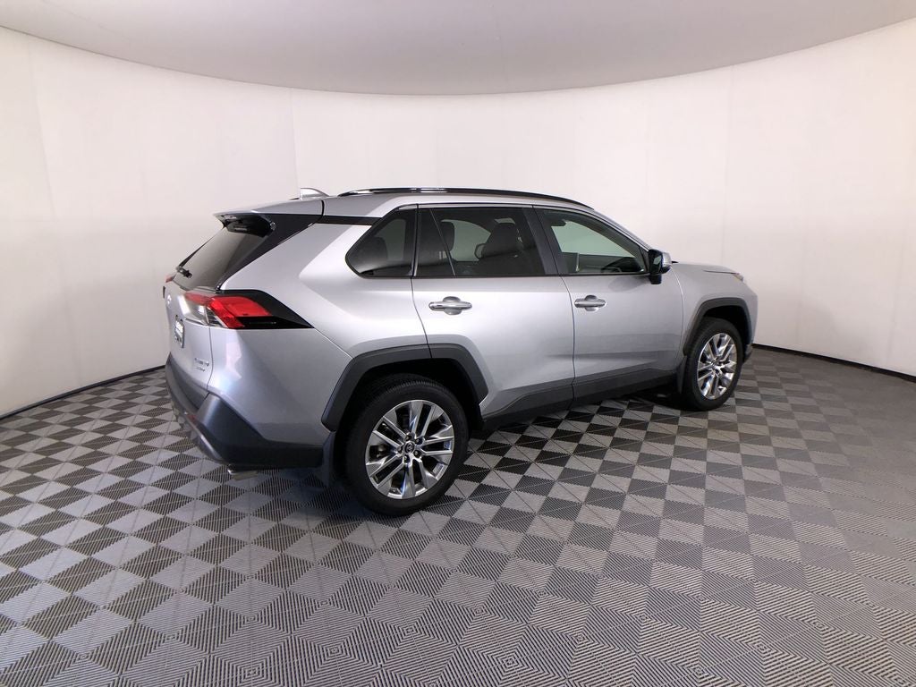 2020 Toyota RAV4 Limited