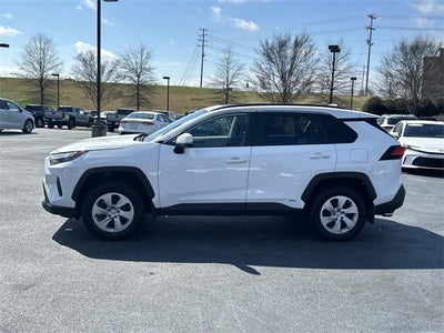 2025 Toyota RAV4 Hybrid XLE