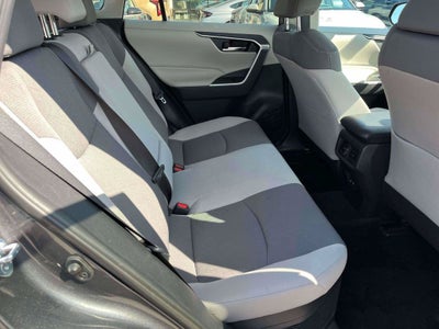 2019 Toyota RAV4 Hybrid XLE