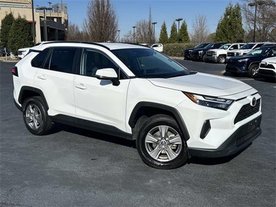 2024 Toyota RAV4 XLE