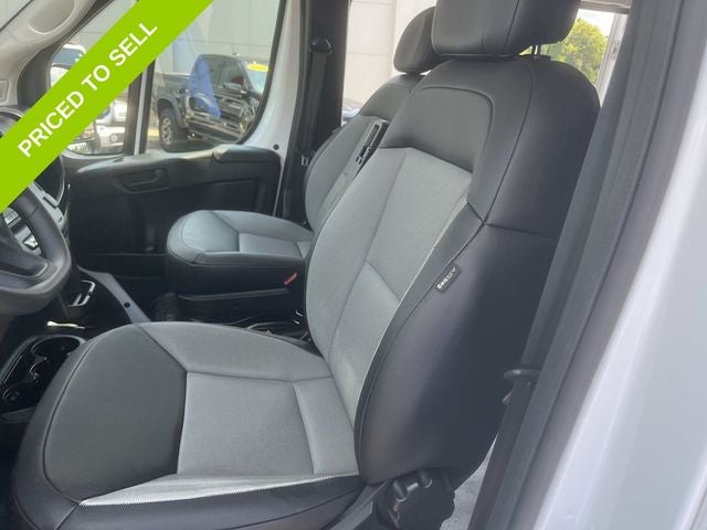 2025 RAM ProMaster 2500 Base