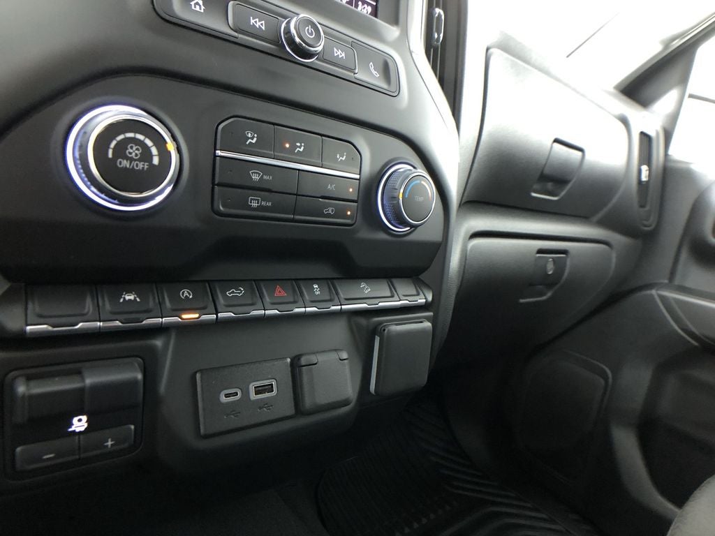 2025 Chevrolet Silverado 1500 Custom Trail Boss