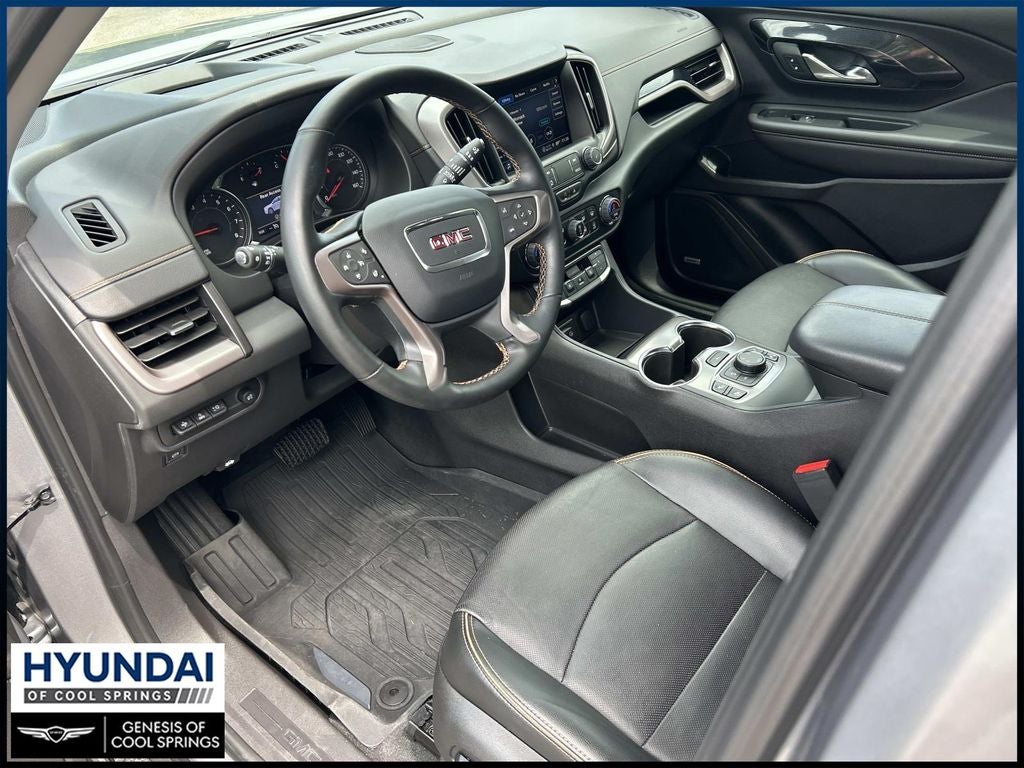 2024 GMC Terrain AT4