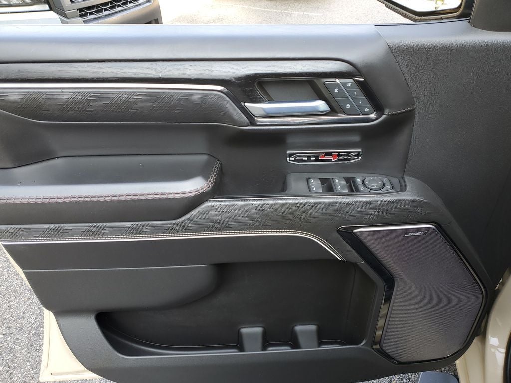 2023 GMC Sierra 1500 AT4X