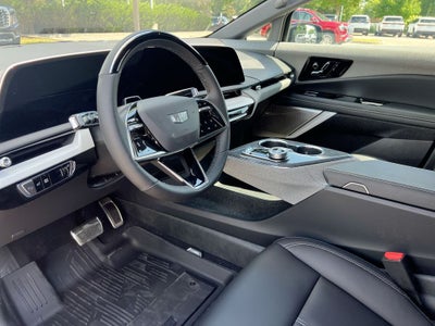 2025 Cadillac OPTIQ Luxury