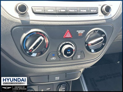 2022 Hyundai Accent SE