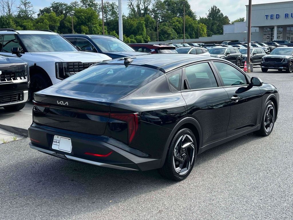 2025 Kia K4 EX