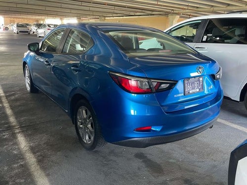 2017 Toyota Yaris iA Base