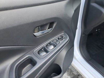 2023 Nissan Versa 1.6 SV
