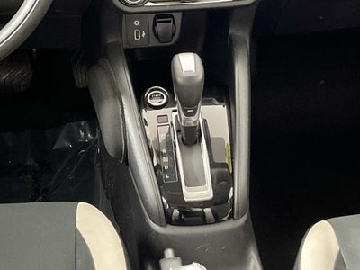 2020 Nissan Versa 1.6 SV