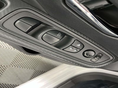 2020 Nissan Versa 1.6 SV