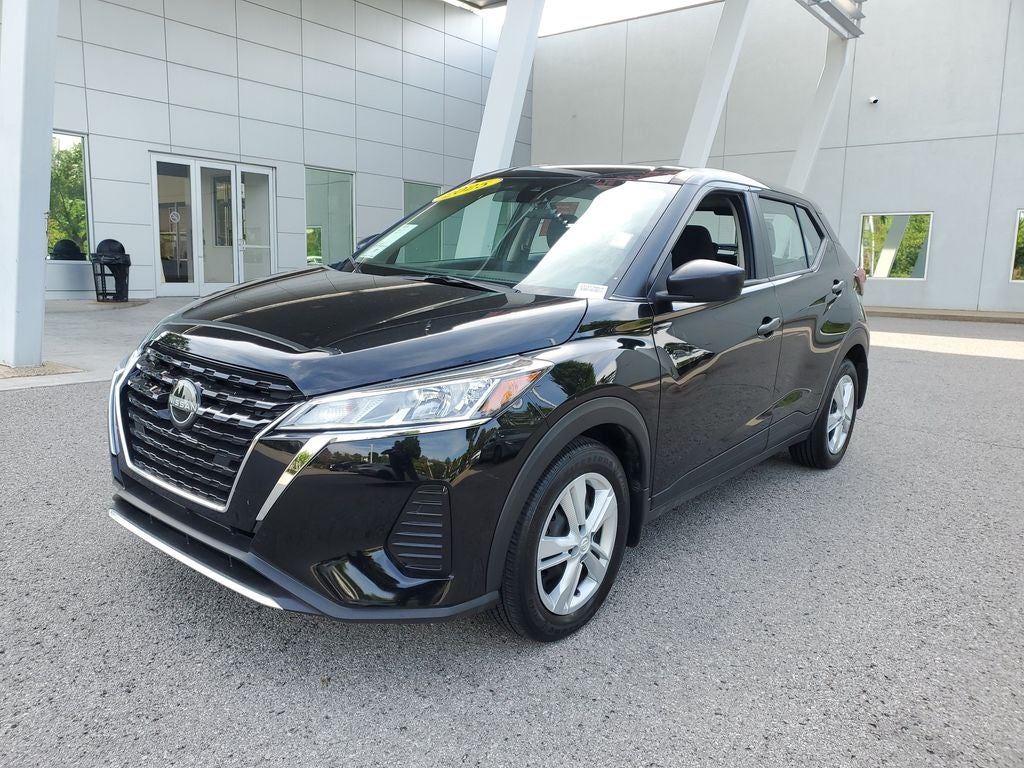 2025 Nissan Kicks Play S