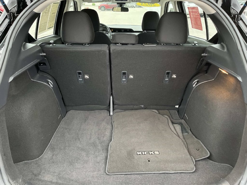 2025 Nissan Kicks Play S