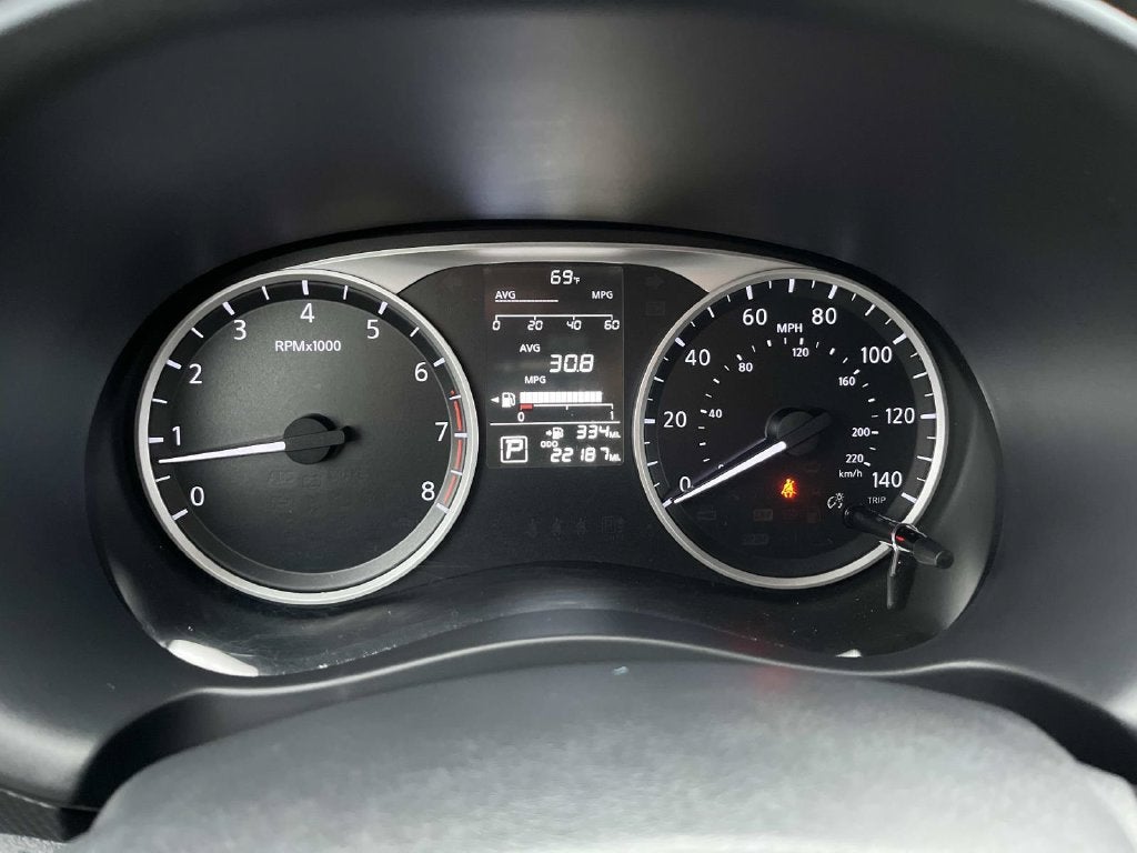 2025 Nissan Kicks Play S