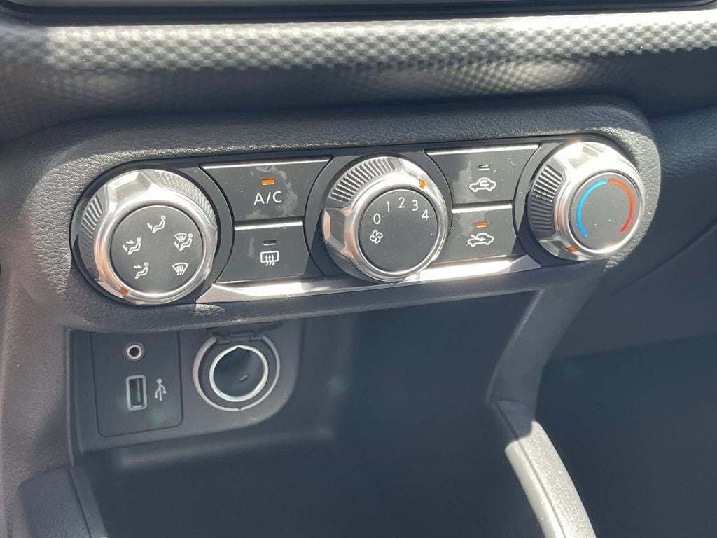 2025 Nissan Kicks Play S