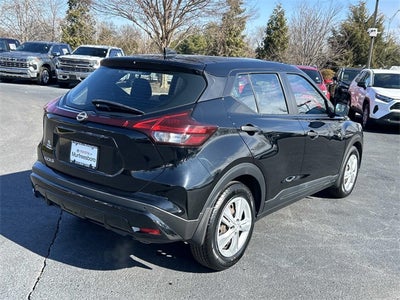 2022 Nissan Kicks S