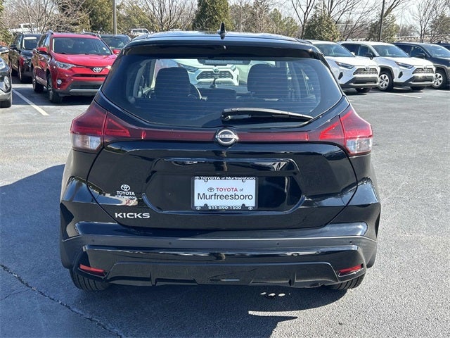 2022 Nissan Kicks S